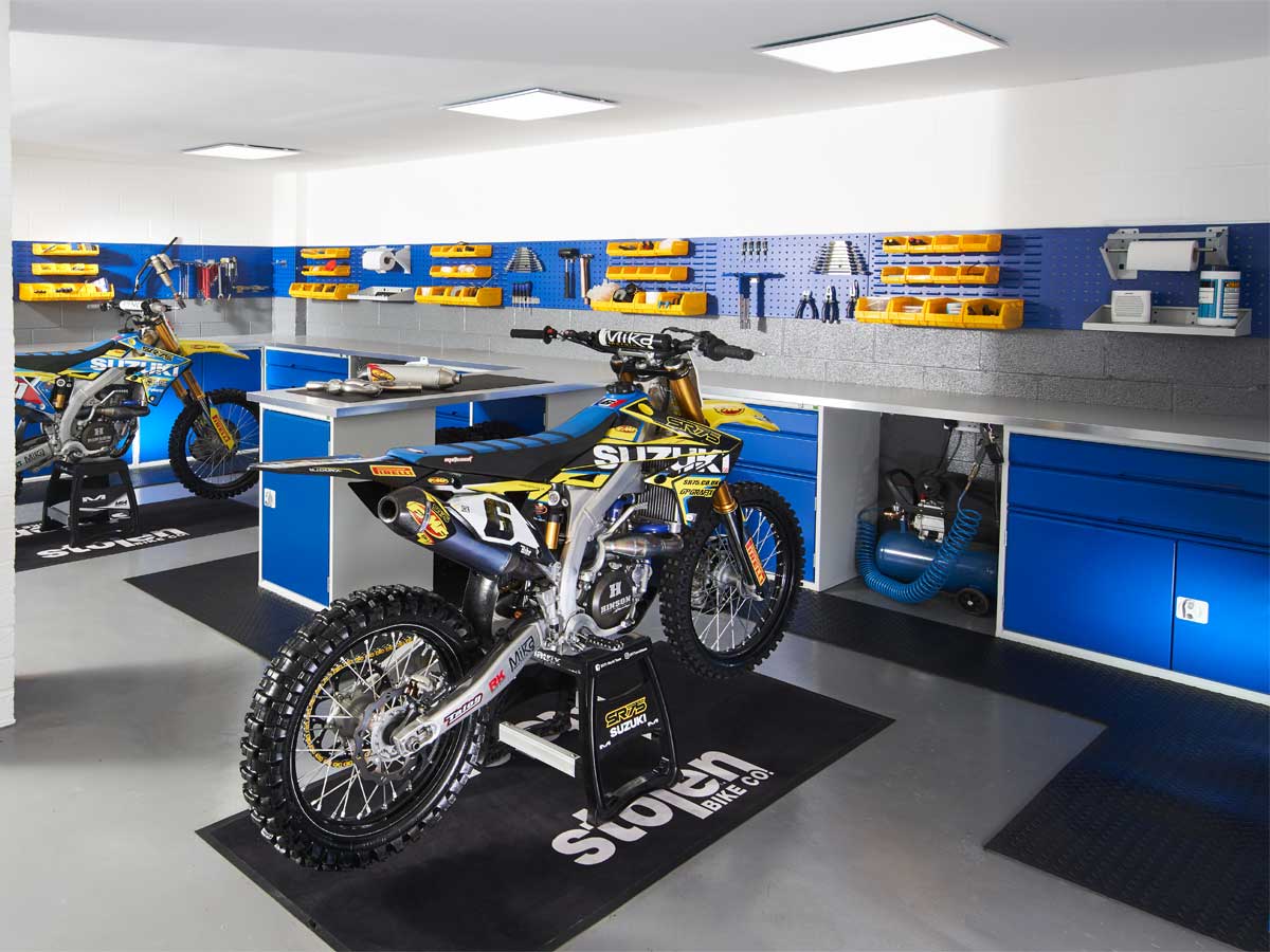bott verso Motorradwerkstatt